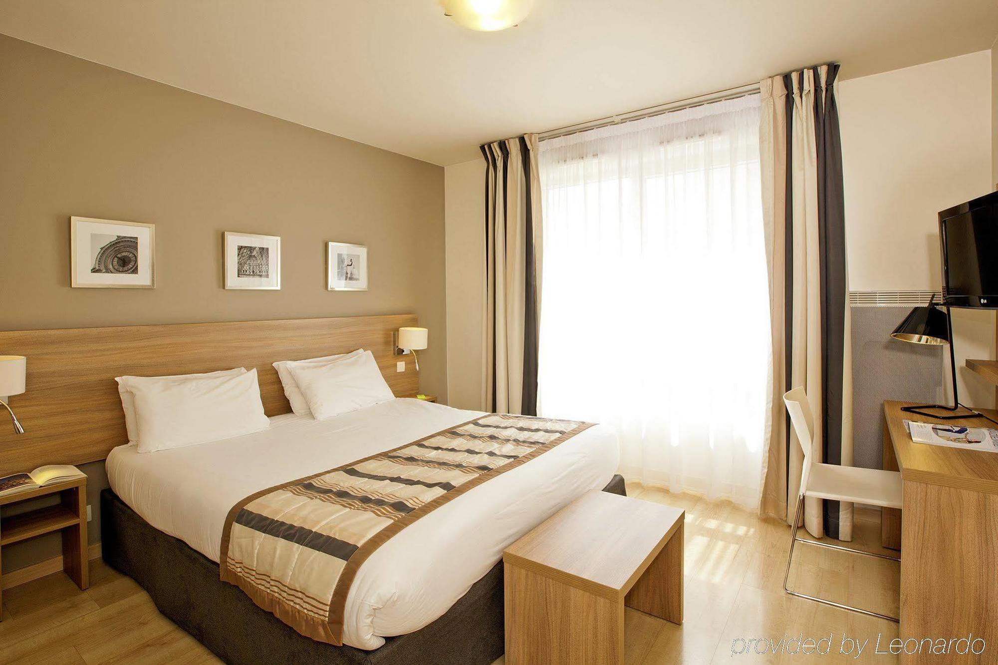 เซฌูร์ แอนด์ แอฟแฟร์ ปารีส วิทรี โฮเทล Aparthotel ภายนอก รูปภาพ