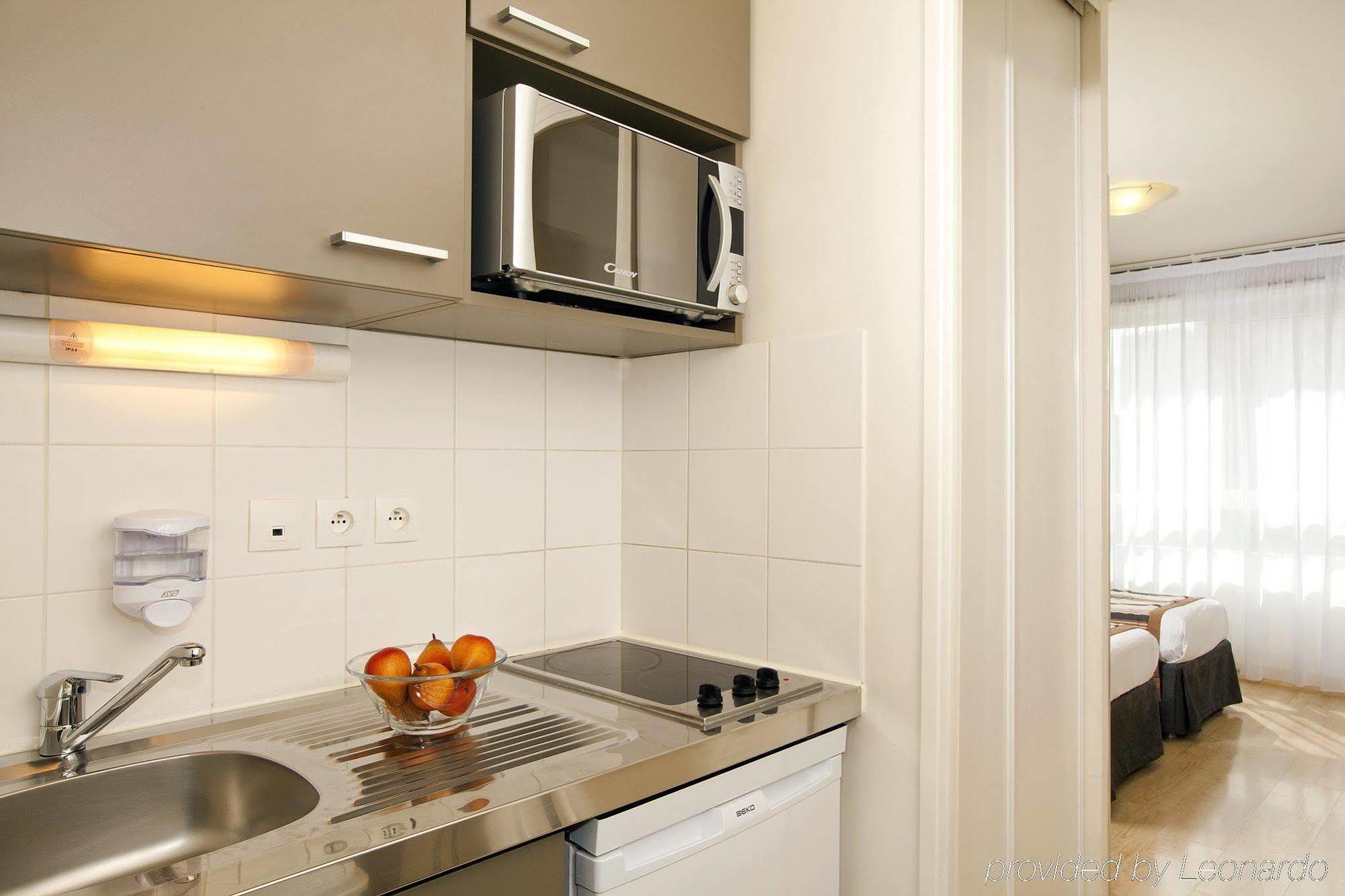 เซฌูร์ แอนด์ แอฟแฟร์ ปารีส วิทรี โฮเทล Aparthotel ภายนอก รูปภาพ